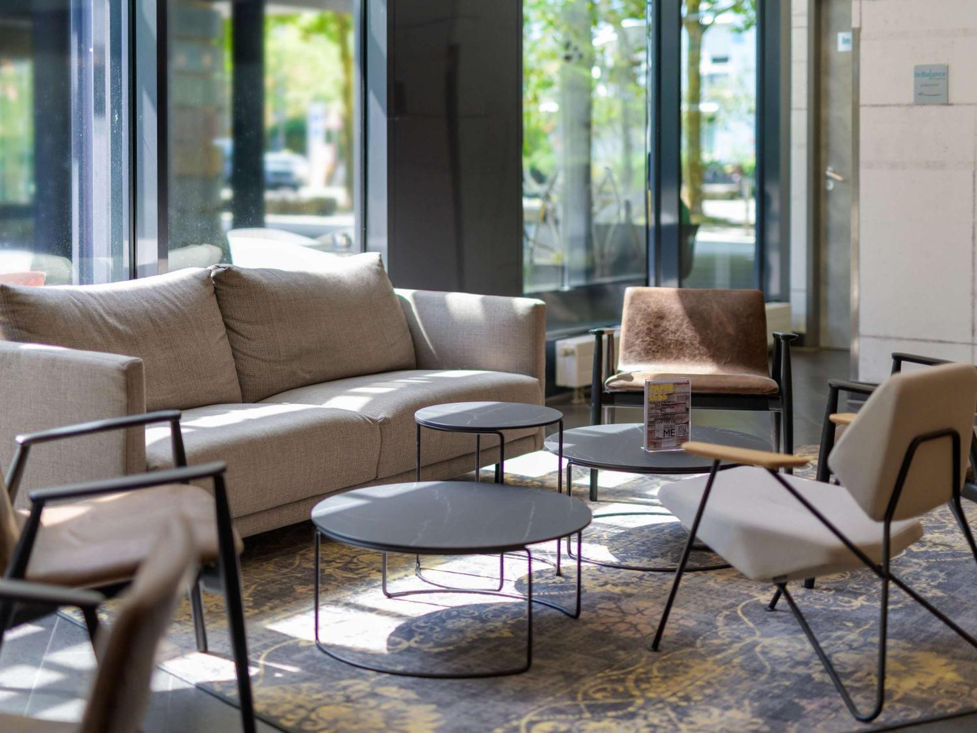 Novotel Suites Muenchen Parkstadt Schwabing Munique Exterior foto