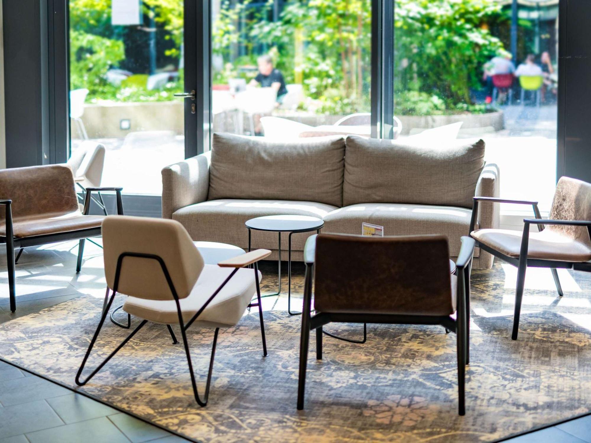 Novotel Suites Muenchen Parkstadt Schwabing Munique Exterior foto