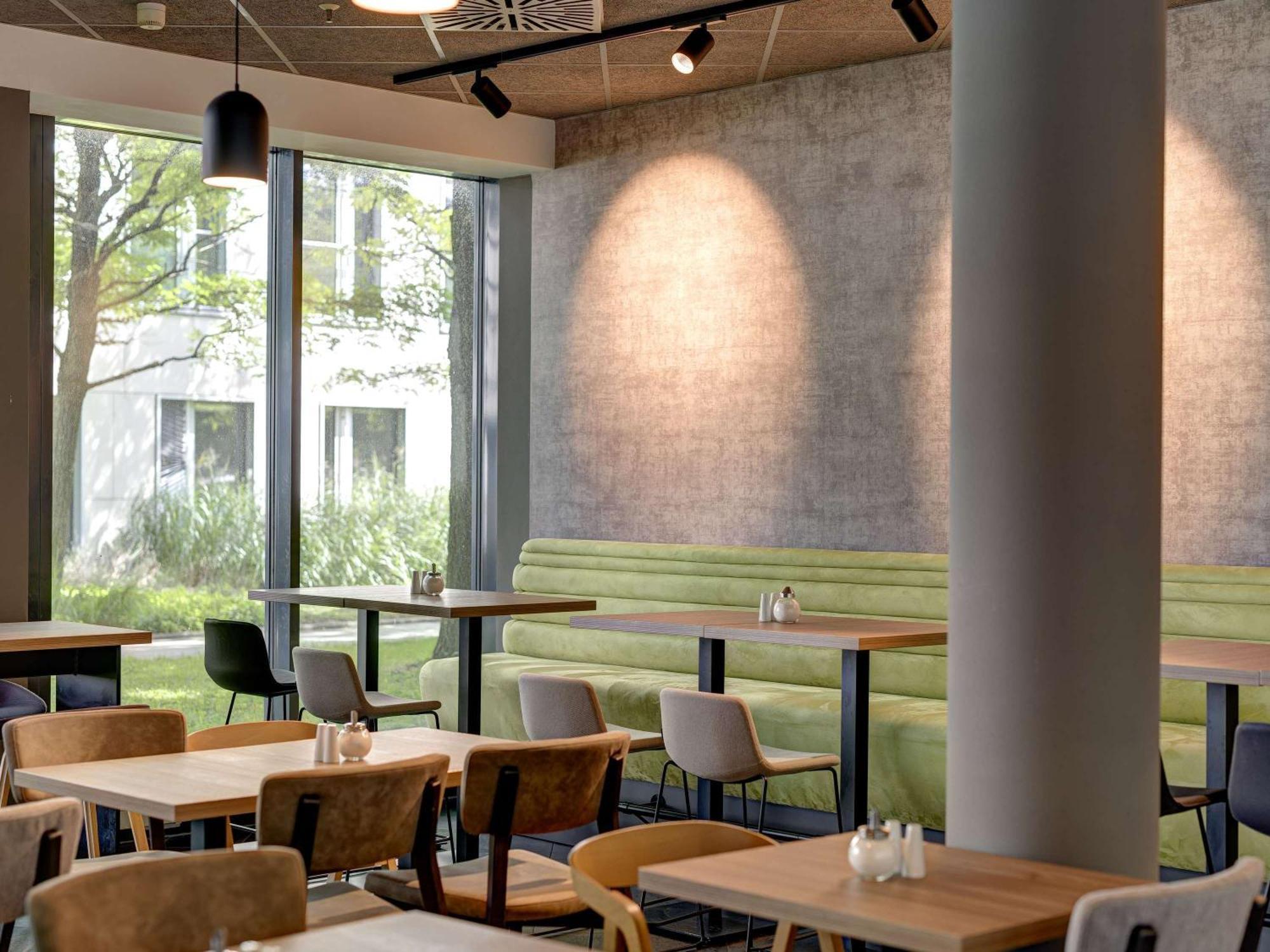 Novotel Suites Muenchen Parkstadt Schwabing Munique Exterior foto