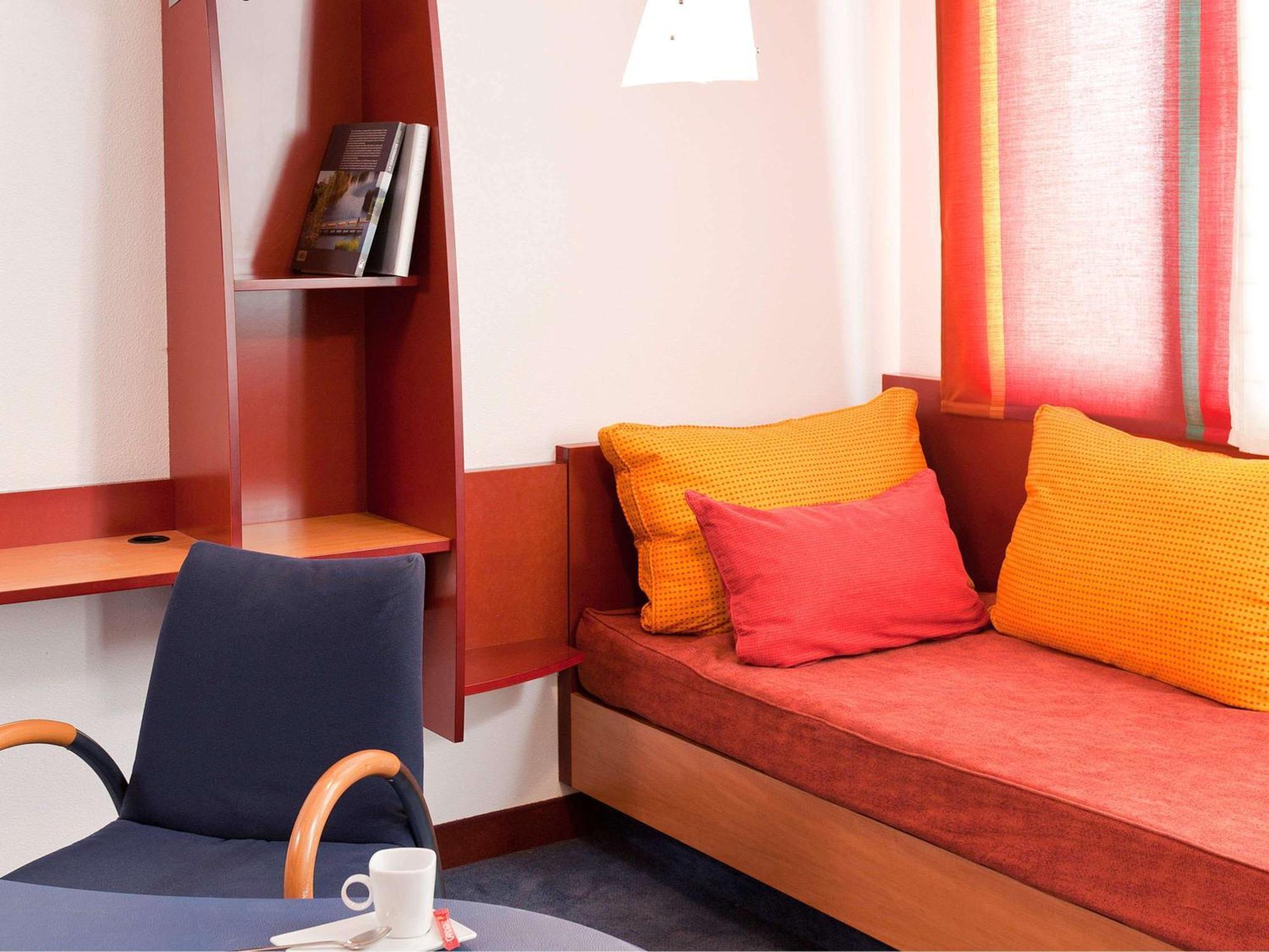 Novotel Suites Muenchen Parkstadt Schwabing Munique Exterior foto